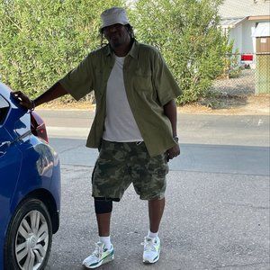 Meet your Posher, Brian